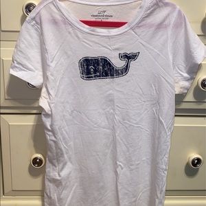 Vineyard Vines T-shirt
